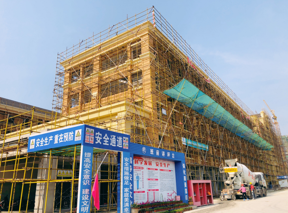 新澳門一碼一肖一特一中鳳凰體育彩票，探索彩票文化中的機遇與挑戰(zhàn)，澳門彩票文化探索，機遇與挑戰(zhàn)并存