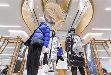 萬元羽絨服賣不動？波司登換個賽道跑熱，波司登新策略，換道領(lǐng)跑，萬元羽絨服銷售逆襲之路